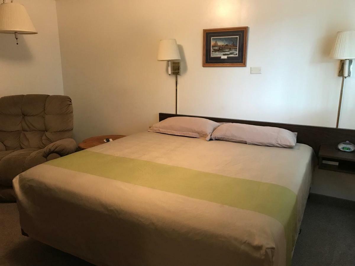 Motel Grand Чадрон Экстерьер фото