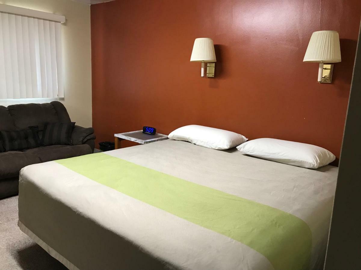 Motel Grand Чадрон Экстерьер фото